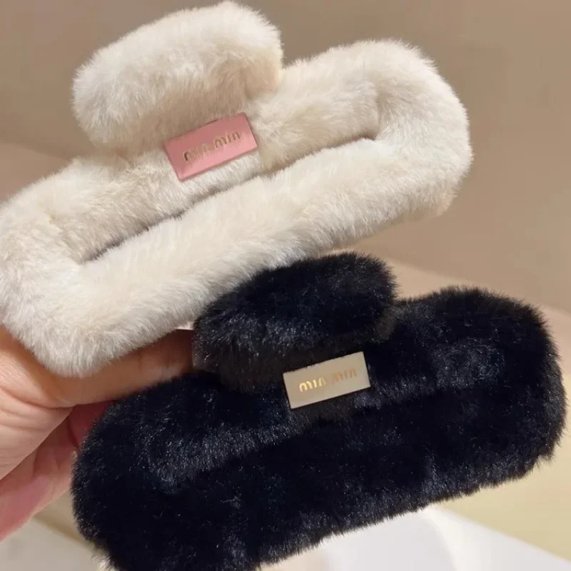 Autumn and winter trend imitation rabbit fur grab clip large square Maillard head shark clip multi-volume hair accessories