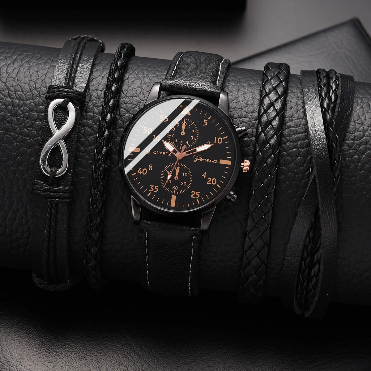 

4pcs Quartz Watches Bracelet Watch Set For Men Business Fashion Casual Round Pointer Calendar Watch Accessories