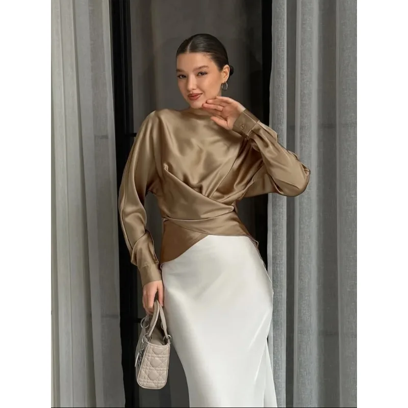 

2025 Early Autumn New Elegant Long-Sleeve Irregular Pleated Blouse for Women