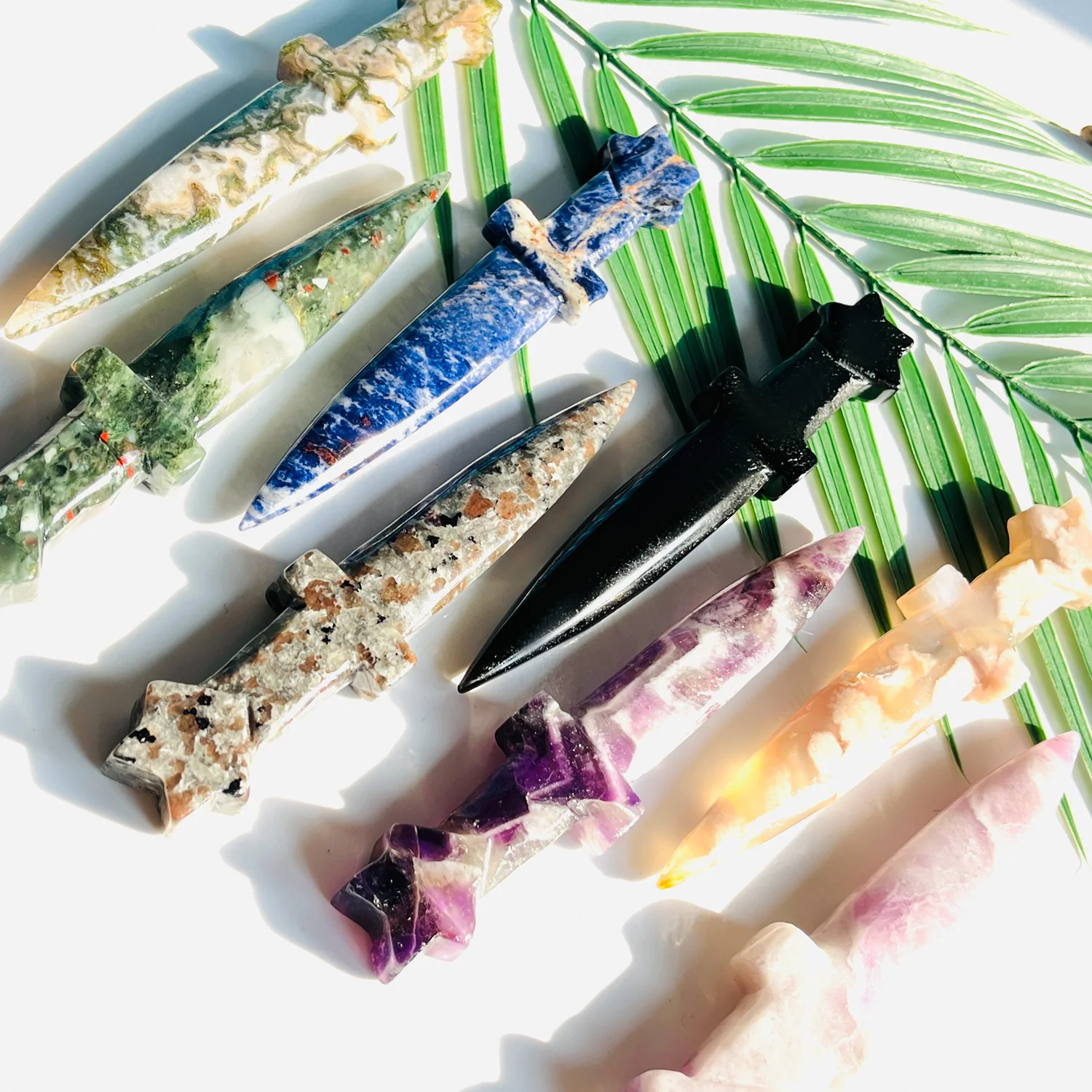 Cuchillo Crysta de cristal Natural para mujer, joyería de piedras preciosas, purpurina, cristal curativo, regalo de cumpleaños, 1 ud.