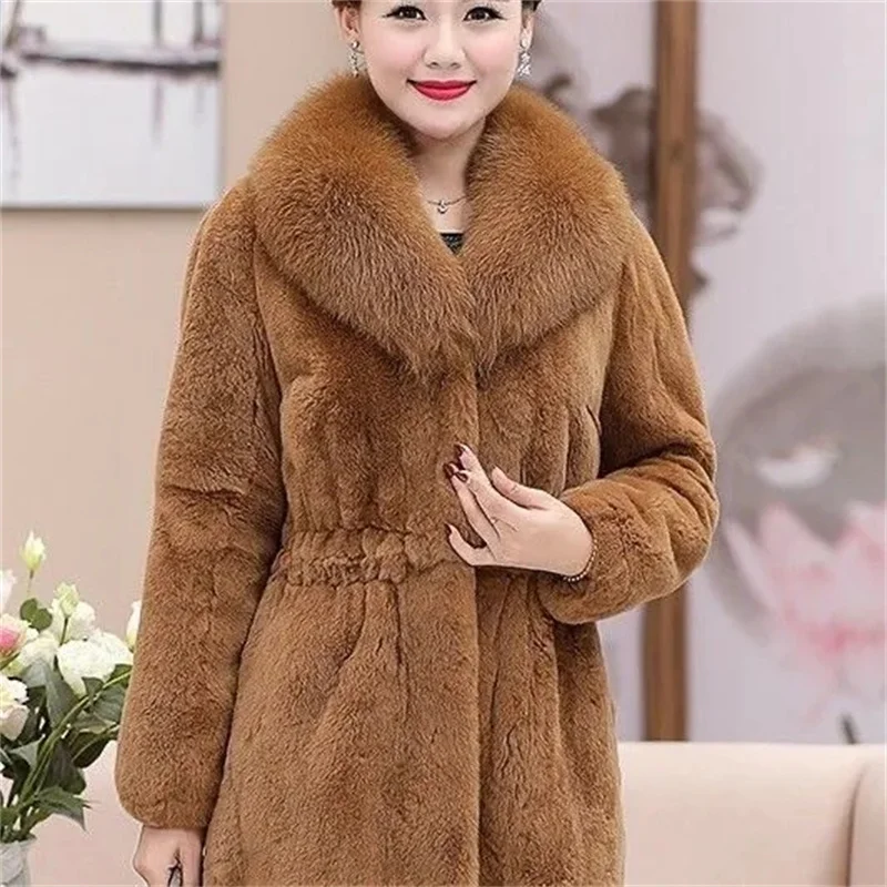 Senhoras coreanas moda comprimento médio de pelúcia superior outwear inverno feminino high-end casaco de pele do falso 2025 feminino tamanho grande 6xl jaqueta de pele