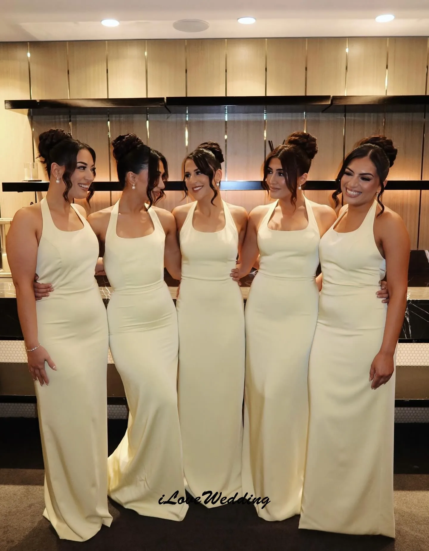

Light Yellow Sleeveless Bridesmaid Dresses 2025 Satin Halter Wedding Party Dress For Women Mermaid Formal Gowns Gala Customized