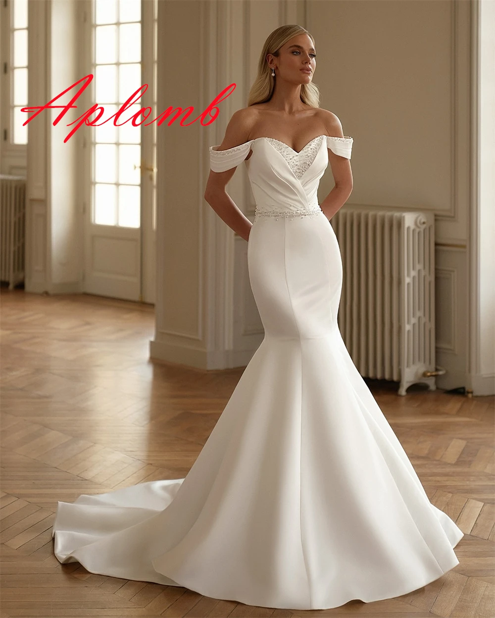 

Customized Elegant White Satin Wedding Dress Simple Strapless Off the Shoulder Short Sleeves Bridal Gowns Chapel Train Dress