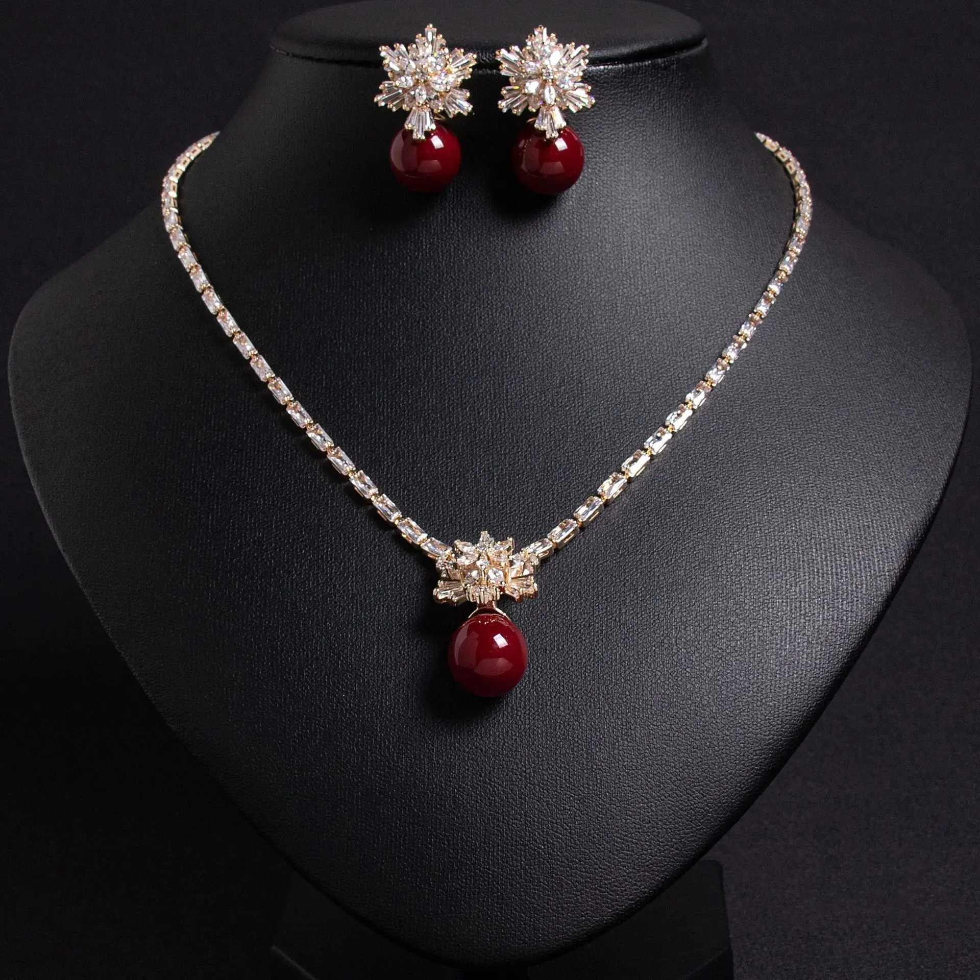 

versatile niche high-end snowflake zircon pearl earrings necklace jewelry set temperament light luxury earrings women
