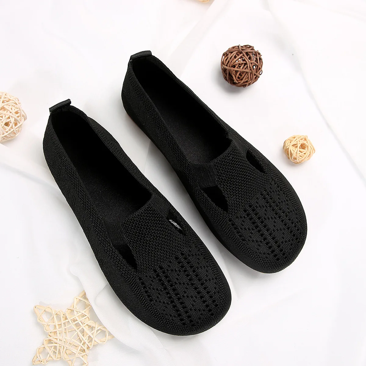 New Arrival Summer Women Flat Heel Shoes Breathable Loafers Casual Non-slip Sole Barefoot Shoes Slip on Moccasin Female Shoes