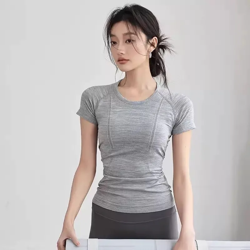 

Seamless Quick-drying Yoga Top Breathable Short-sleeved T-shirt Running Tight Sports Training Fitness Sports Top