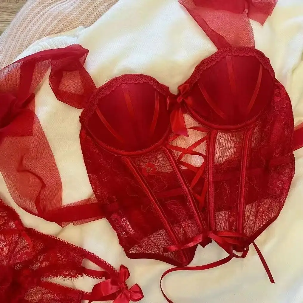 Reggiseno da donna dolce e sexy Corsetto a lisca di pesce Ragazza piccante Lingerie di pizzo Cinghia Imbottitura Tipo raccolto Corsetto sottile Reggiseno da donna