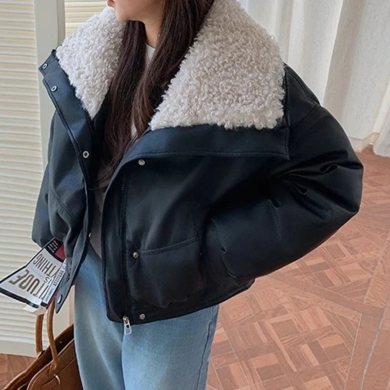 Lamb Wool Big Collar Unwashed Cotton Coat for Women in Winter 2025 New Thick and Warm College Style Leather Jacket
