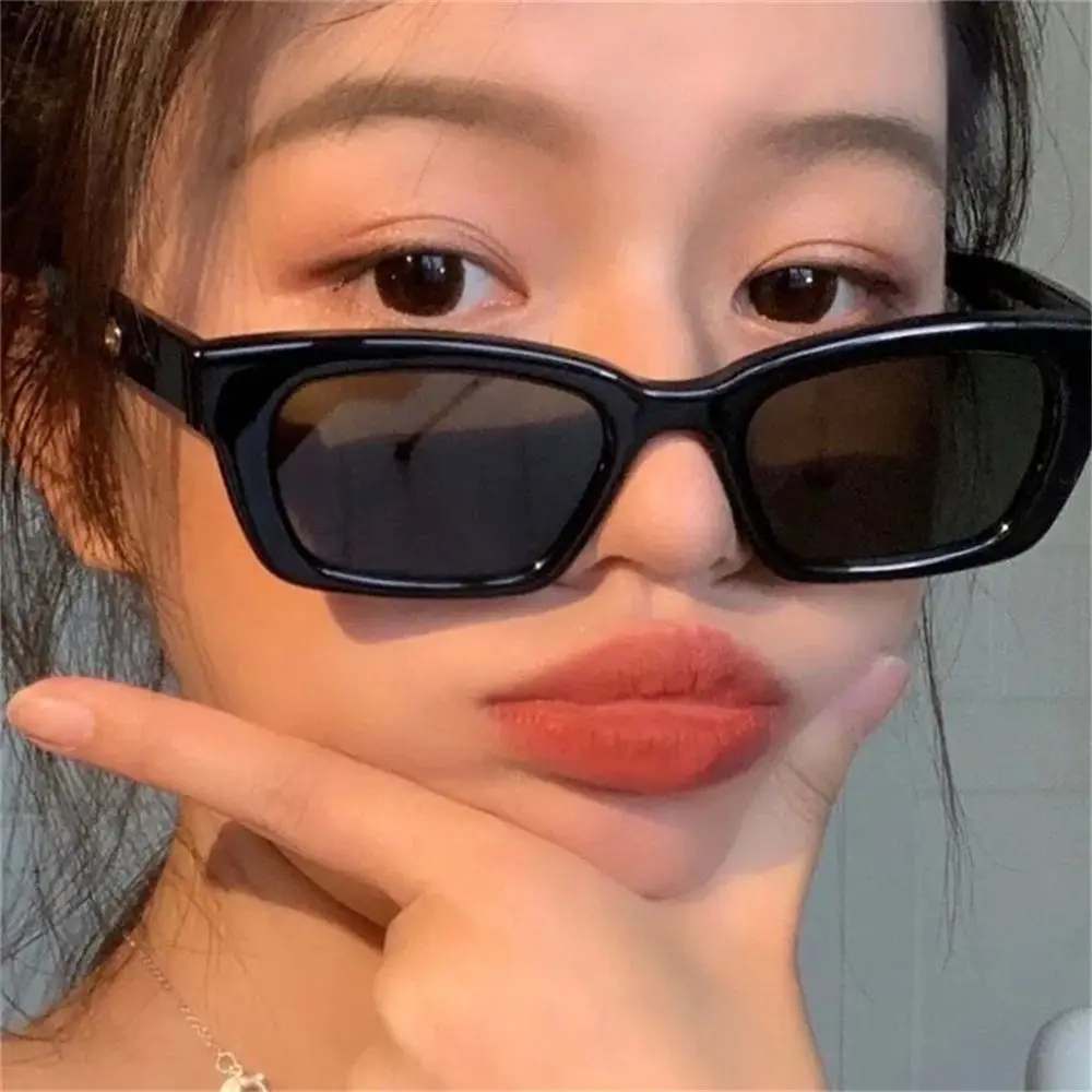 

New Fashion UV400 Protection Square Frame Sunglasses for Women Ladies Eyeglasses Retro Sun Glasses Rectangle Sunglasses