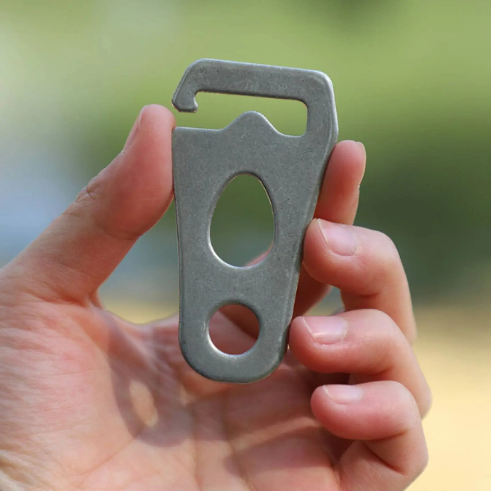 Tent Guyline Tensioner Stainless Steel Tarp Support Plate Tent Pole Plate Anti-Drop Hook Design Guy Line Buckle Easy to Use