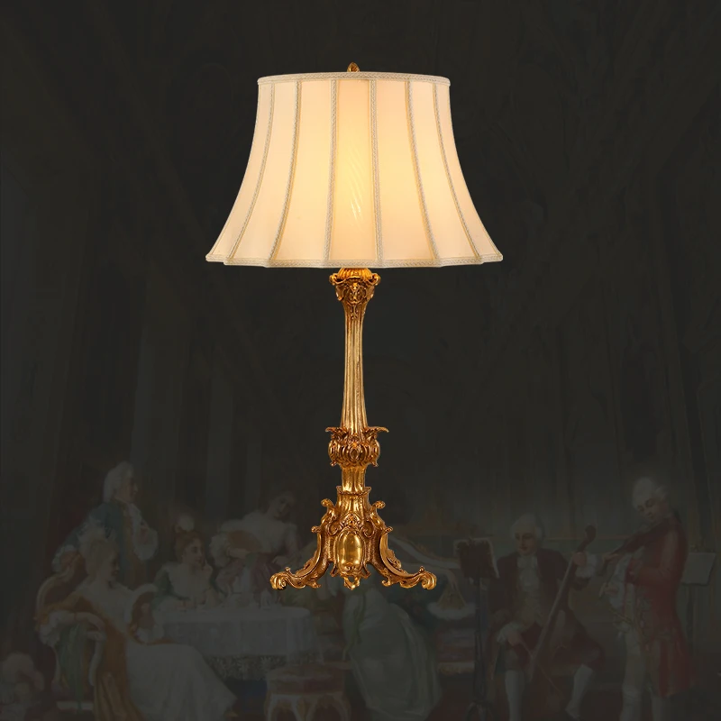 

Европейская настольная лампа из цельной меди, французский люксовый стиль, атмосферная, с тканевым абажуром, для гостиной, спальни, прикроватная, высококачественная декоративная настольная лампа