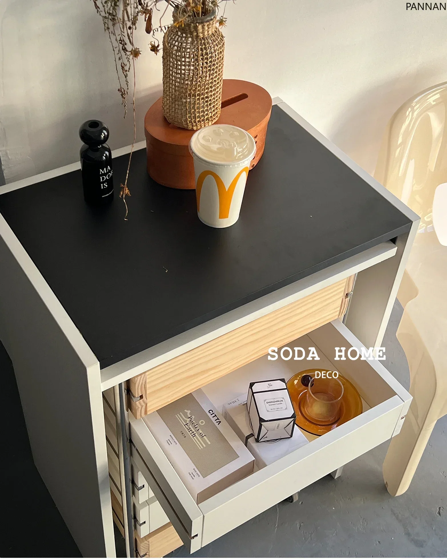 Solid wood folding table Multifunctional rectangular invisible bedside table Movable trolley Learning office desk