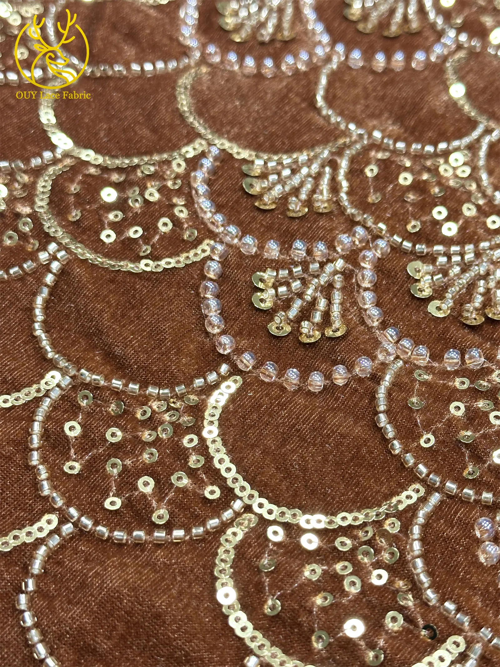 Weinroter nigerianischer Samtstoff mit Stickerei und Perlen, hochwertiger afrikanischer Spitzenstoff, französische Pailletten-Spitze für Damen-Hochzeitskleider – Detail 23