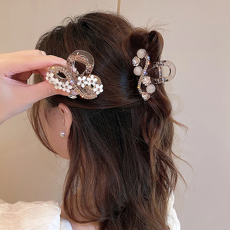 Grampo de cabelo flor strass para mulheres Clipe de tubarão retrô Garra de luxo leve para meninas acessórios de cabelo requintados presentes elegantes