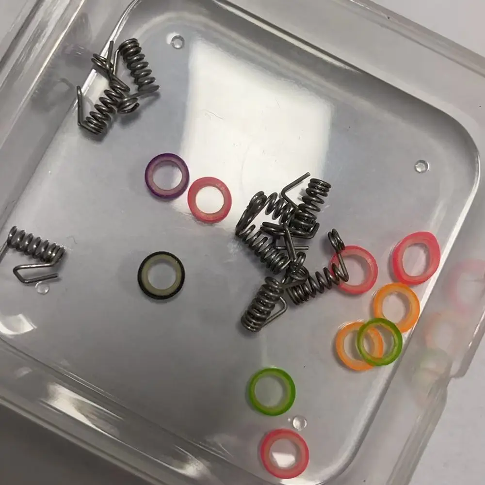 10 pçs ganchos de isca de camarão vivo primavera ganchos de pesca-ganchos fixos de camarão vivo farpado de aço carbono com furos