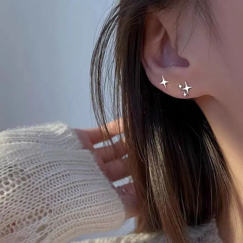 s925 simple and Versatile star Earrings for Women 2024 New Niche Design Fashionable Daily Casual style Earrings