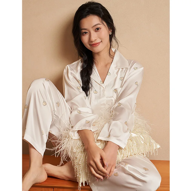

Ice Silk Long Sleeved Long Pants Pajamas Casual Thin Home Clothes Comfortable Women's Pajamas in Spring and Summer