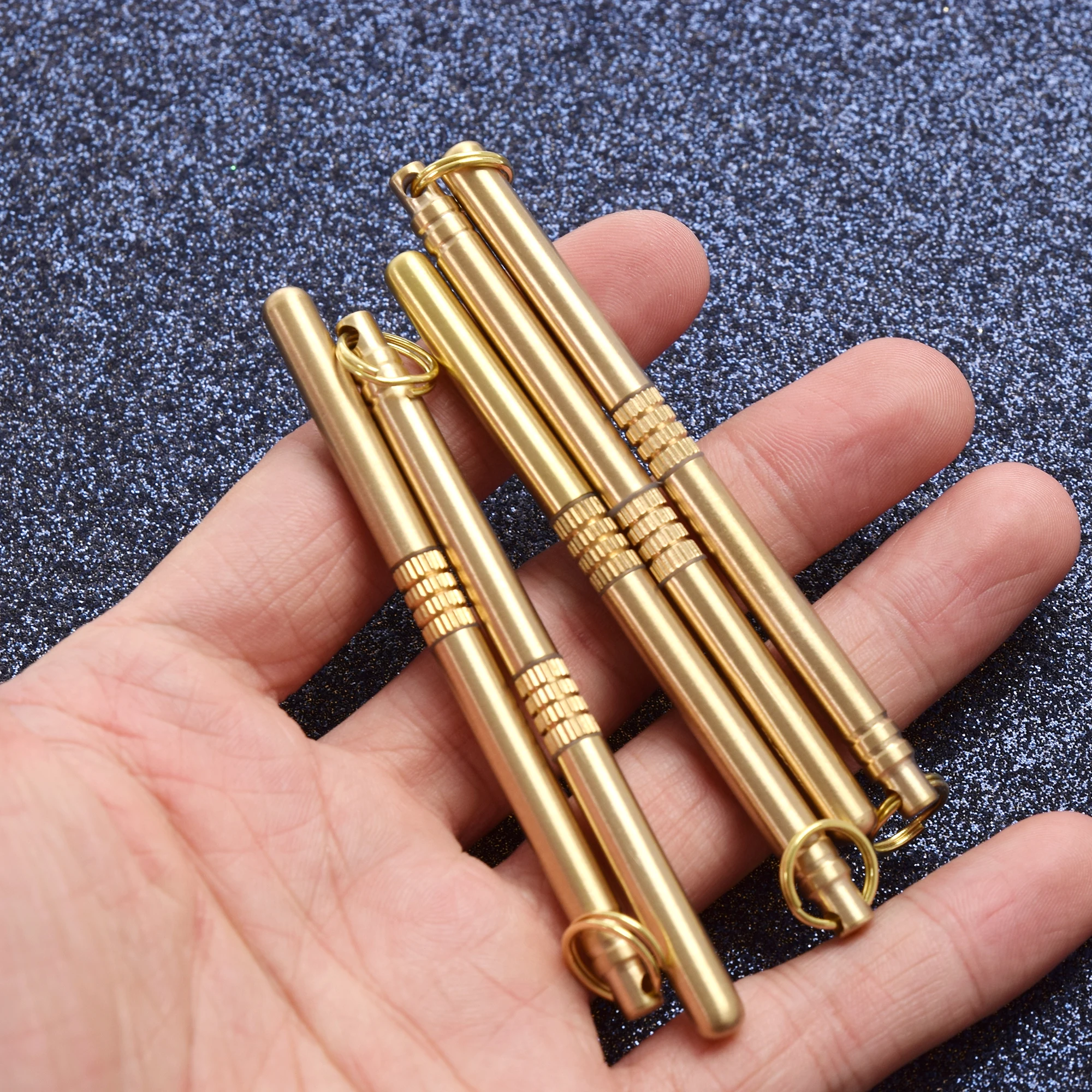 Portable Multifunctional Brass Toothpick 2 In 1 Ear Spoon Toothpick Outdoor Fruit Picks Toothpick Keychain Ring Tool Travel Kit