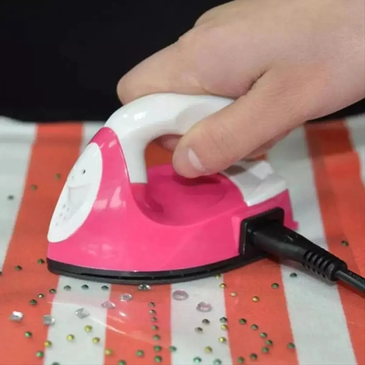 

(FDDT) Детский электрический утюжок ручной работы для творчества, мини-утюжок для нанесения именных наклеек, специальный маленький утюжок, швейные инструменты. Сетевой адаптер США, синий.