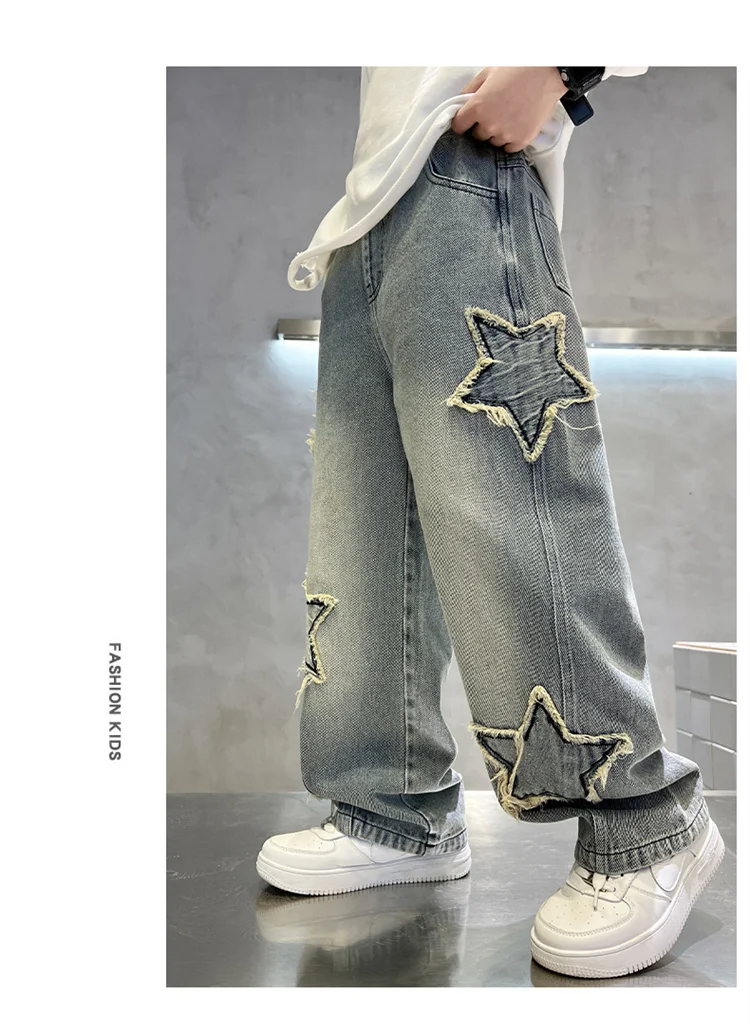 Koreanische Kinder-Jungen-Freizeitjeans mit Fünf-Punkt-Stern-Print, Denim-Hosen für Kinder, Bestseller, Jeans mit elastischem Bund, für Kinder von 5 bis 14 Jahren – Detail 13
