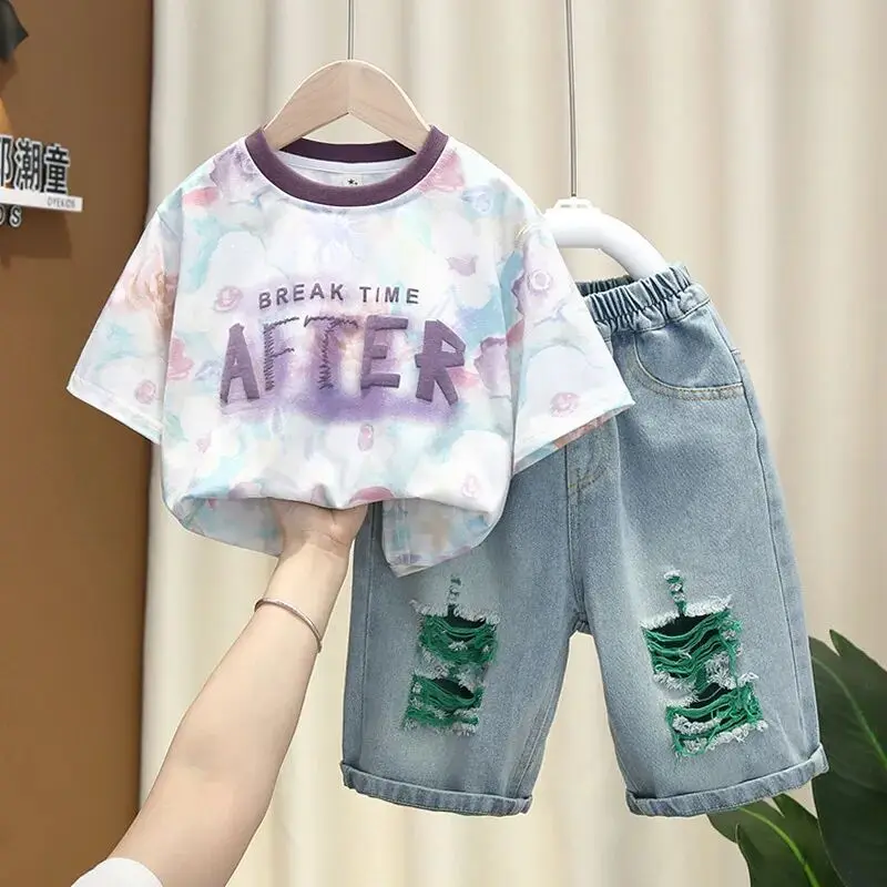 

Boys Summer Clothing Set 2024 New Handsome Children's Short Sleeved Clothes Trendy Baby T-shirt Jeans Thin Two-piece Set