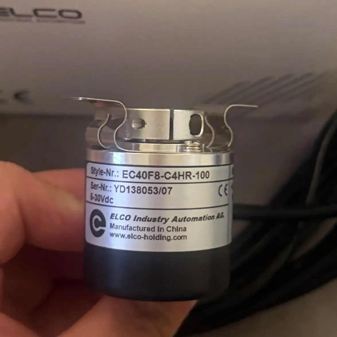 

Новый фотоэлектрический энкодер EC40F8-C4HR-100 EC40F8 C4HR 100