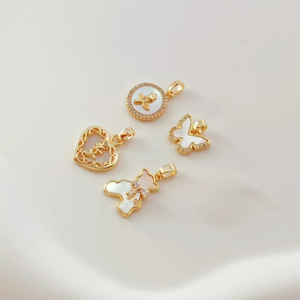 

DIY Copper Plated Real Gold 14K Zircon Decorated with White Butterfly Shells Round Heart-shaped Bear Butterfly Pendant Bracelet