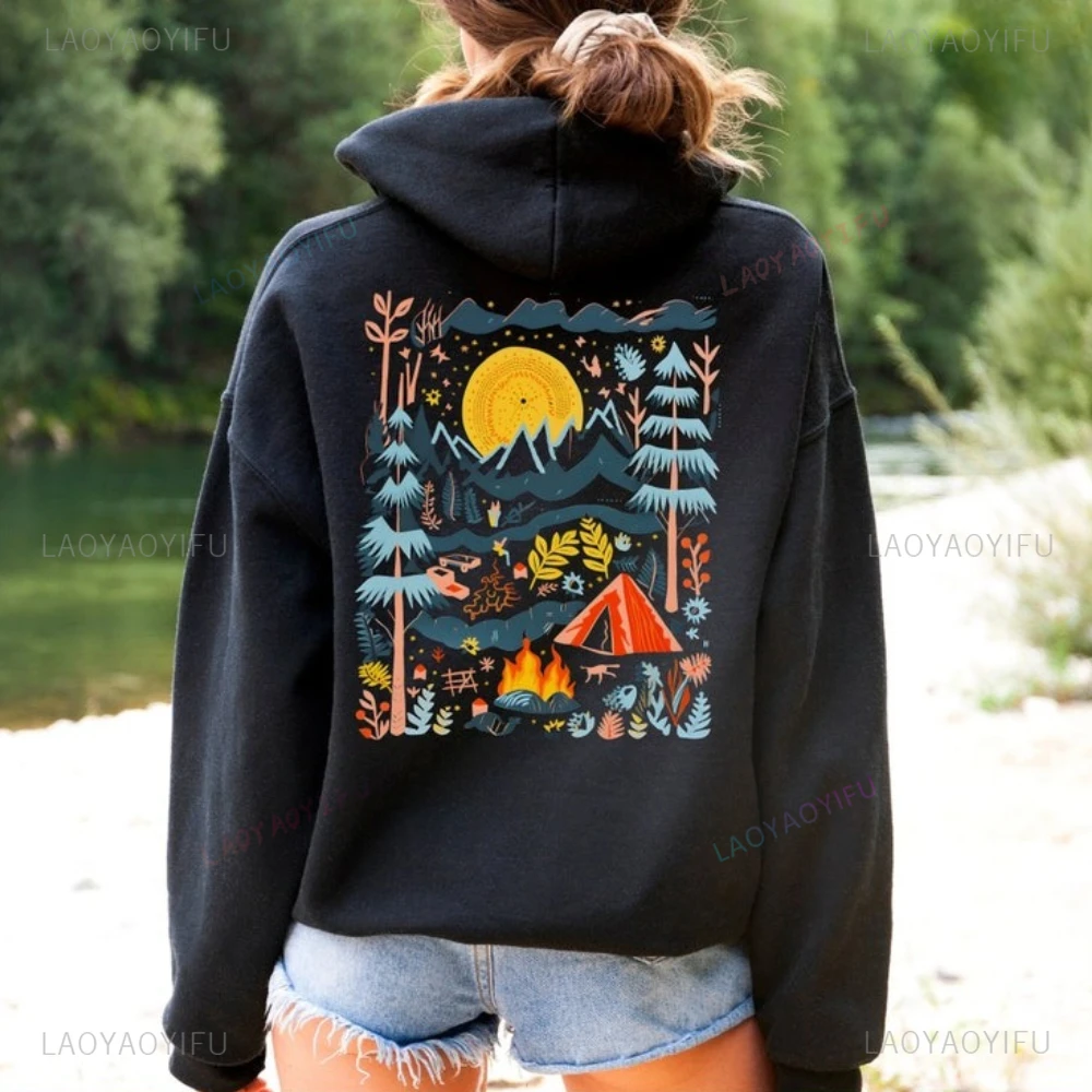 Damska i męska bluza z kapturem w stylu vintage z grafiką ognia na kempingu, kreatywna moda jesienno-zimowa, obniżone ramiona.