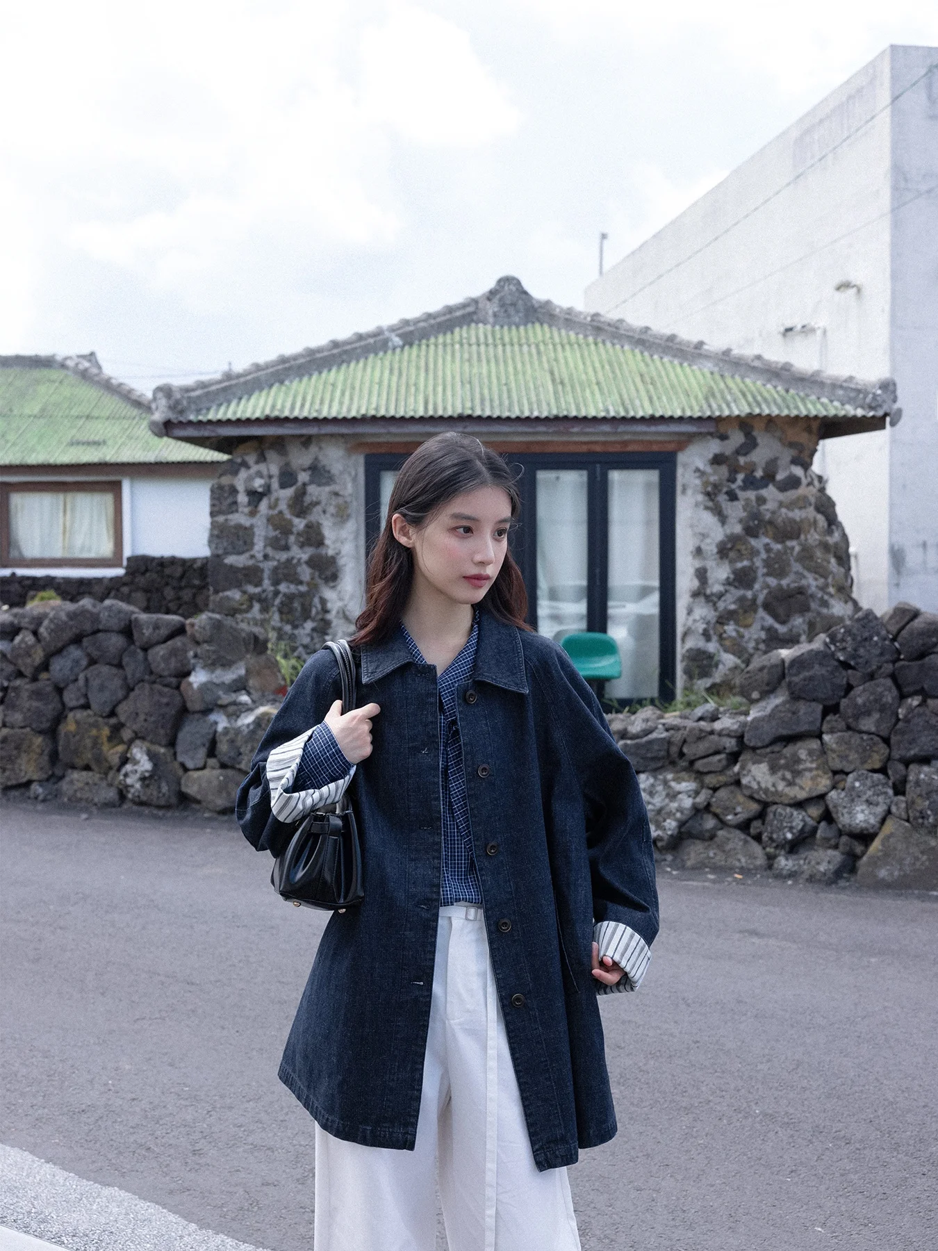 

Ретро-пальто H-образного кроя из денима синего цвета для женщин, модель Aosphere Sensation, маленький размер, стильная верхняя одежда для осеннего сезона, смесовая ткань с хлопком