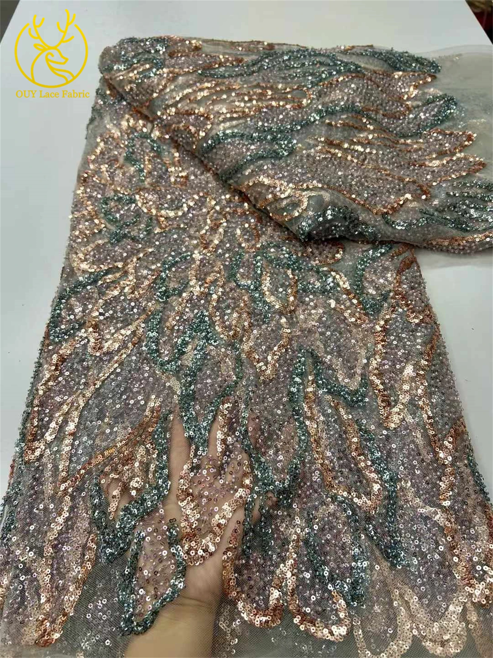 أنيقة النيجيري اليدوية الثقيلة تول أقمشة الدانتيل 2025 الأفريقي الفاخرة الترتر أقمشة الدانتيل لفساتين السهرة النسائية