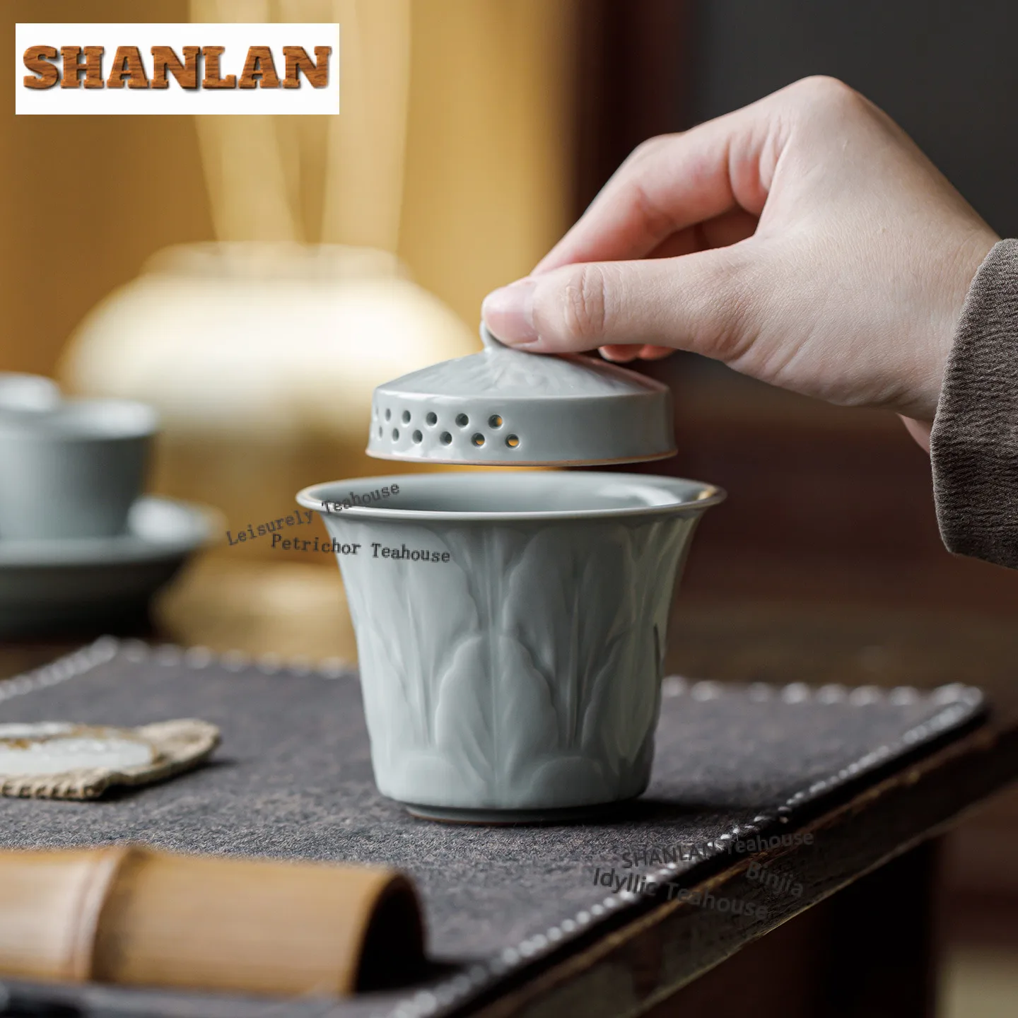 

130ml Relief Azure Ru Kiln Porcelain Handheld Gaiwan Aesthetic Tea Tureen Tea Bowl With Lid Kit Tea Making Cover Bowl Teaware