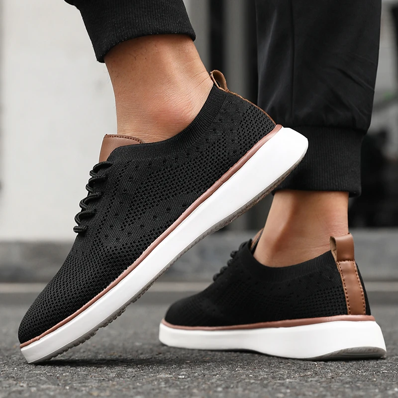 New Men's Knit Sneakers Lightweight Breathable Mesh Casual Shoes Non-Slip Soft Sole Fashion Daily Wear Comfortable Walking Shoes