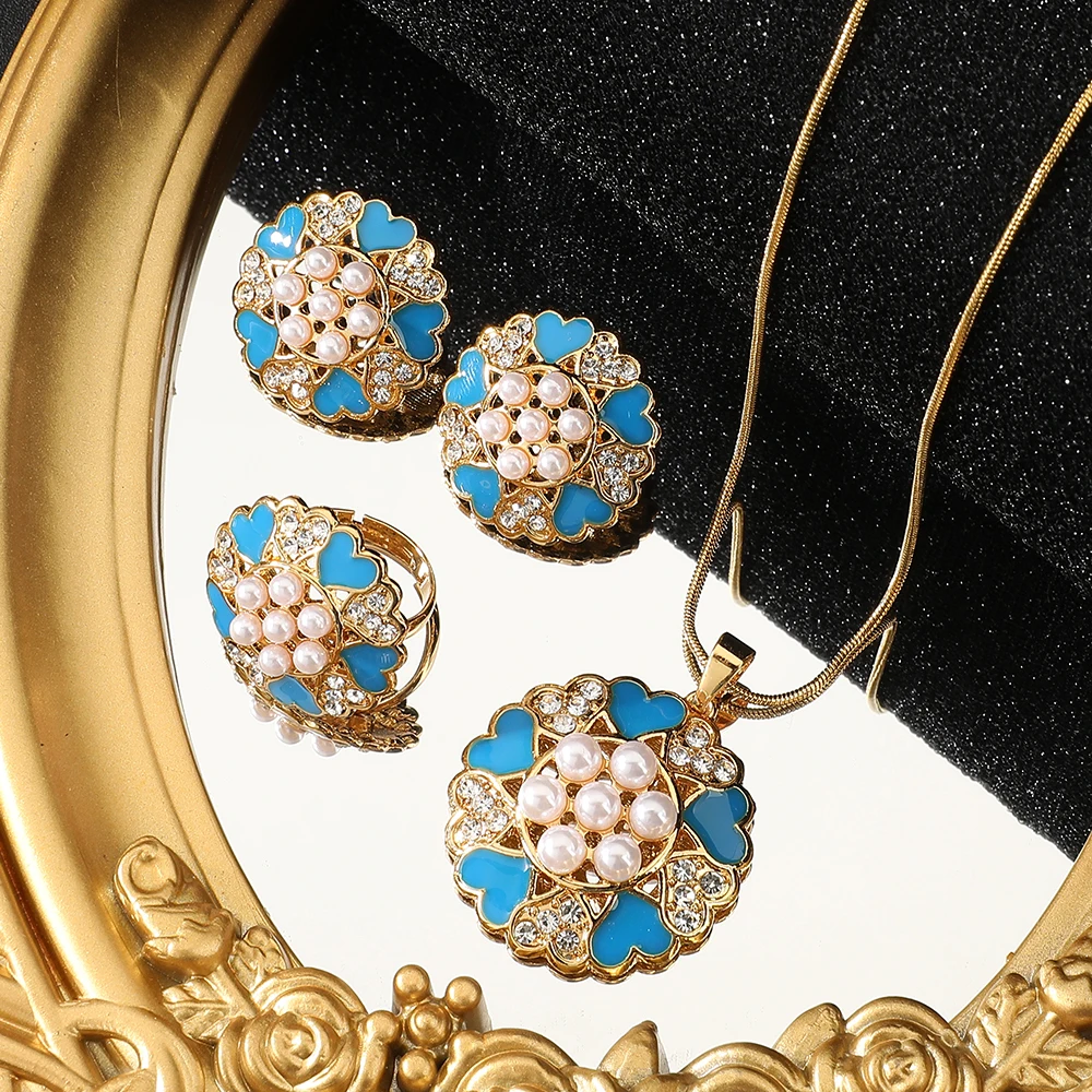 4Pcs/Set Trendy love circle pendant necklace earrings ring for Women Fashionable and versatile everyday gift giving Jewelry Gift