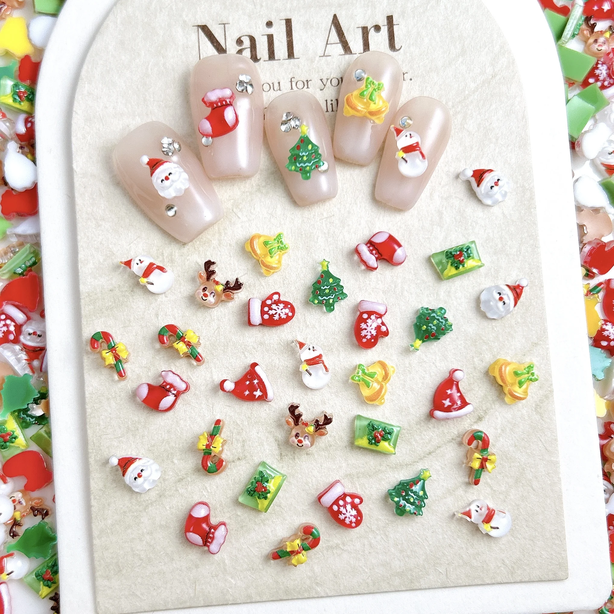30PCS Cartoon Kreative Schneeflocke Handschuhe Elch Nagel Charms Transluzenten Santa Claus Weihnachten Serie Harz Nail art Dekoration DIY