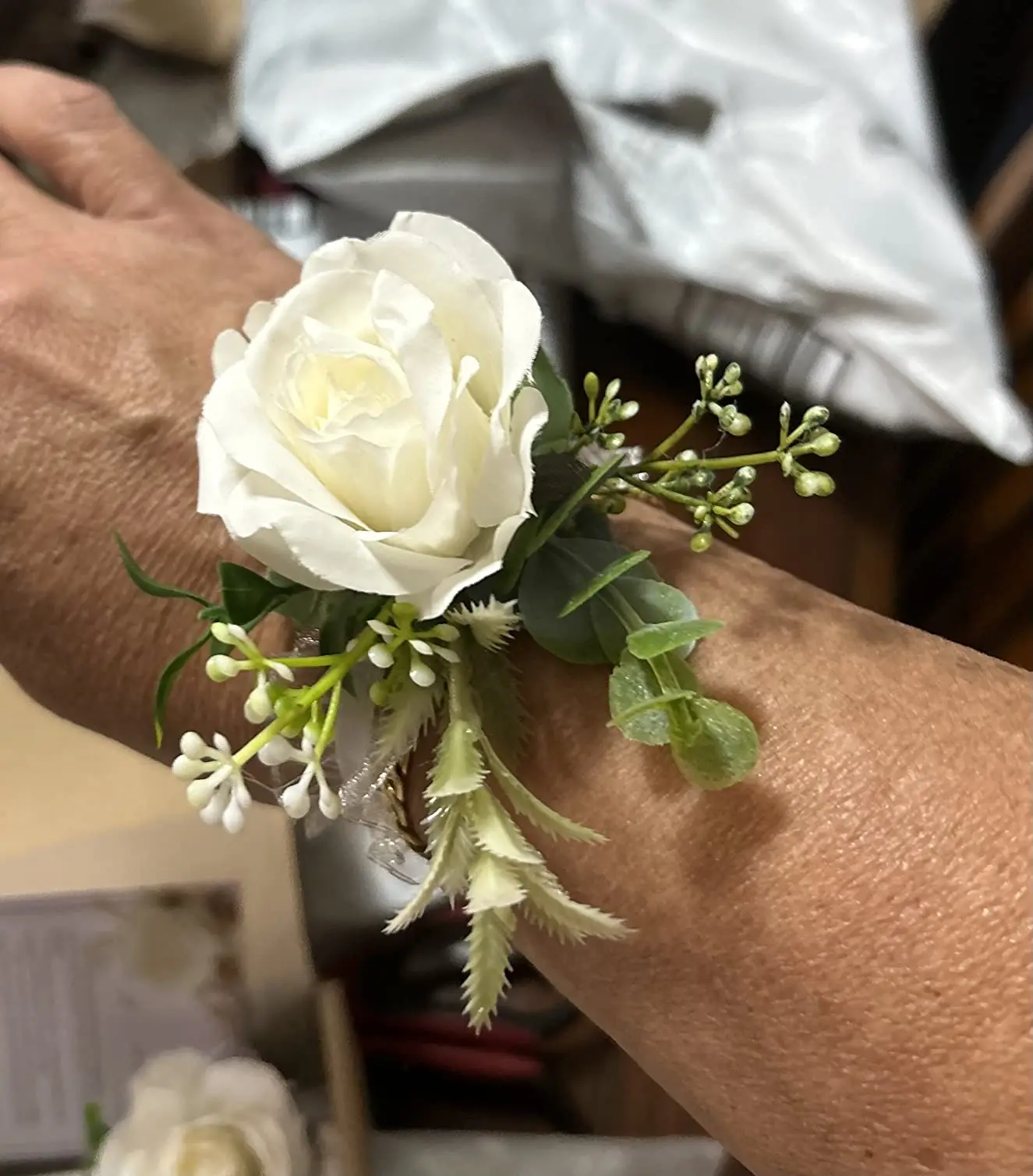 Ivory Wrist Corsage Bridesmaid Sisters Handmade Flower Artificial Silk Rose Bracelet Flowers For Wedding Dancing Party Decor - view 6