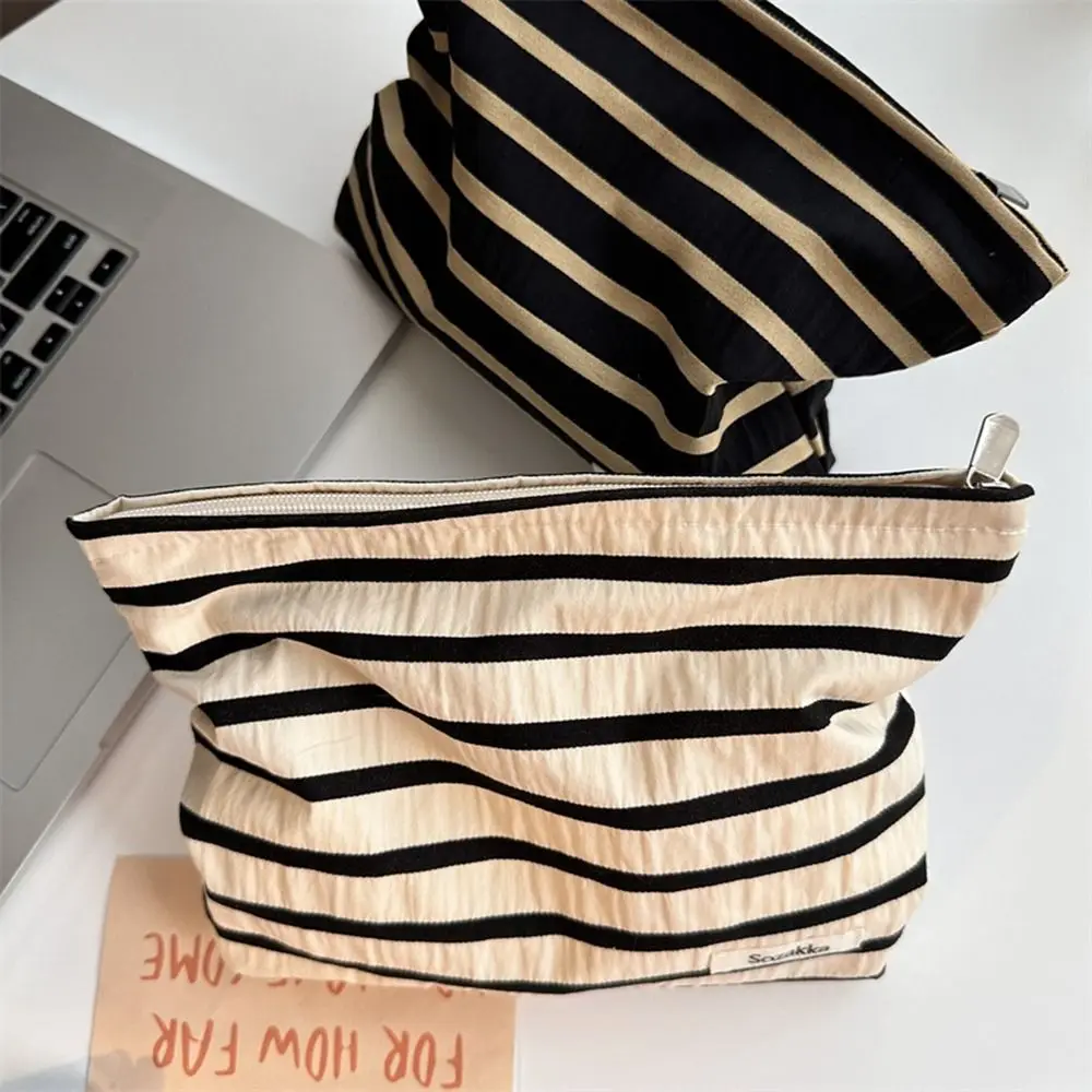 Striped Canvas Makeup Bag Large Capacity Portable Travel Skincare Product Storage Bag Washing Pouch Cosmetic Bag