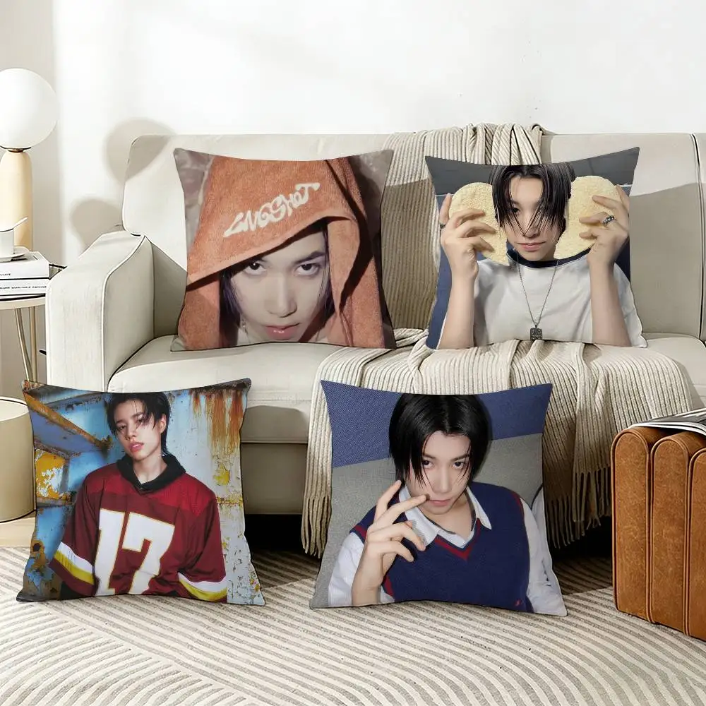

HOT lngshot LOUIS Pillow Cover Sofa Cushion Cover Home Room Decoration Children Gift