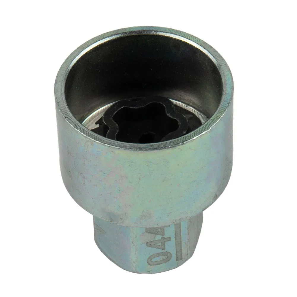 

Lug Nut Wheel Lock For 6 Series F12/F13 For 7 Series F01/F02/F04 For 1 Series F20/F21 For 4 Series F32/F34/F36