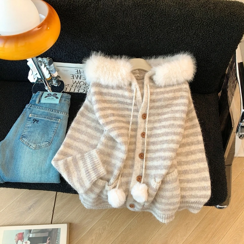 

Корейский ретро полосатый свитер с капюшоном для женщин, осень-зима, новая мода, высококачественный однобортный вязаный свитер с шерстяным воротником