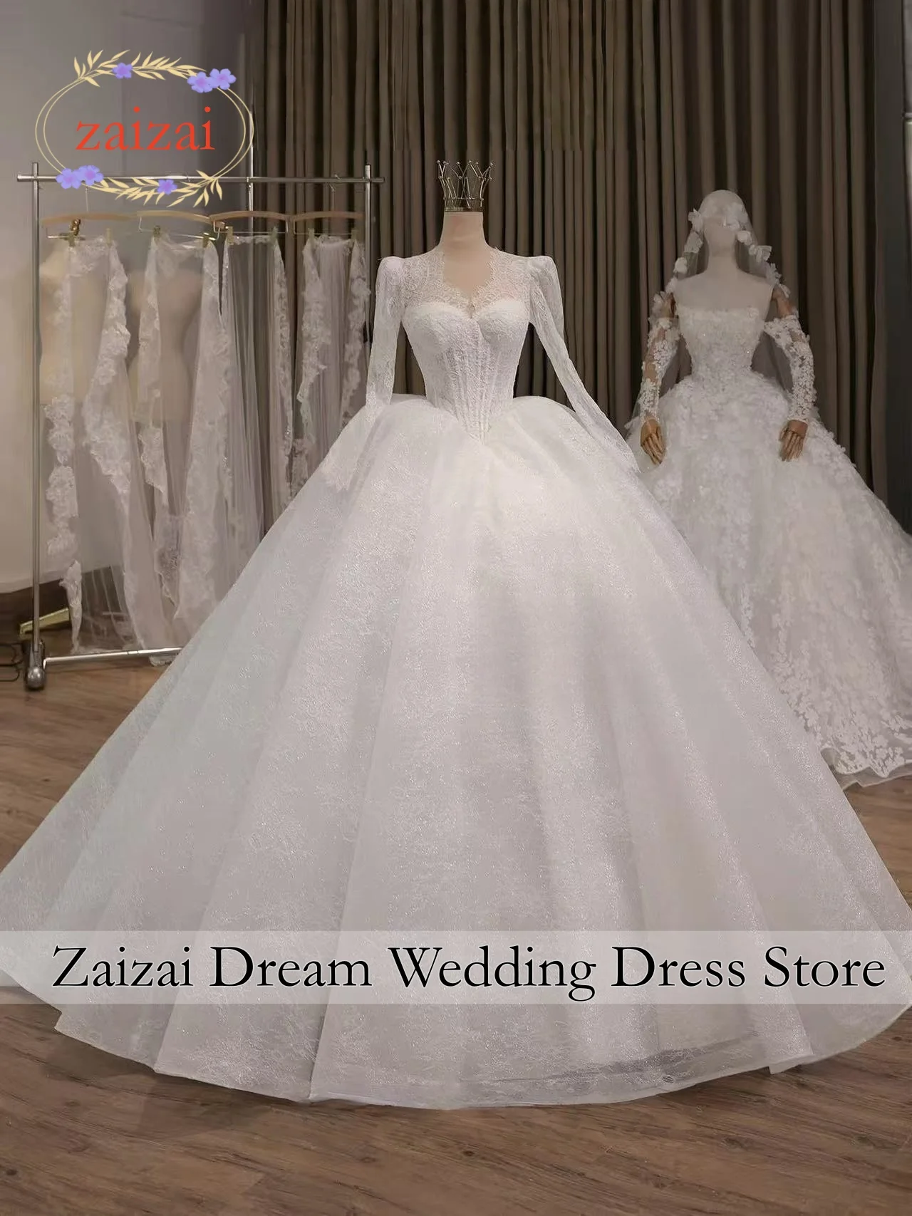 Maßgeschneiderte Spitzen-Ballkleider mit hohem Kragen und langen Ärmeln, Brautkleider mit Pailletten und Perlen, Schleppe, Hochzeitskleider
