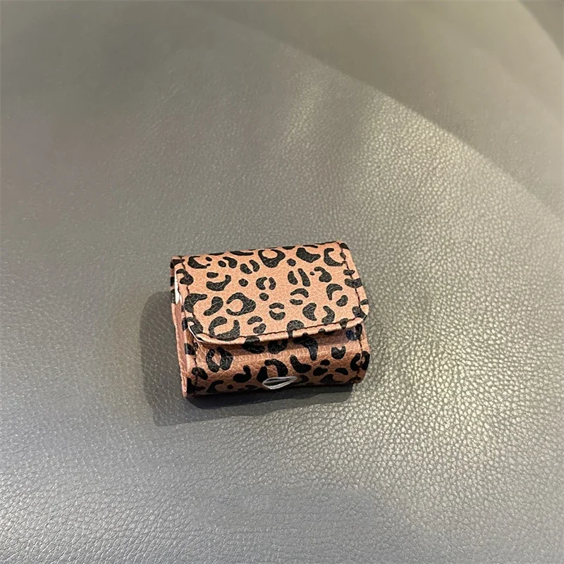 Brown Leopard Protective Case for Airpods1/2/3/pro Wireless Bluetooth Headset Case Drop Protection with Chain Fashion Jewellery