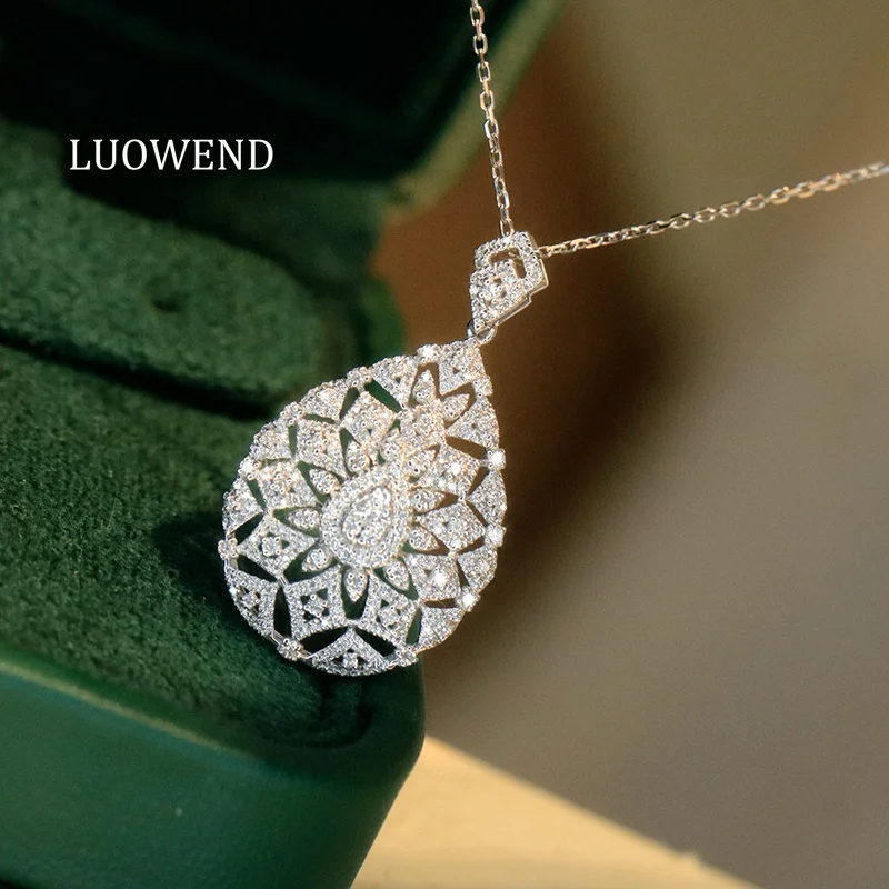 

LUOWEND 100% 18K White Gold Necklace Luxury Design 0.50carat Real Natural Diamond Pendant Necklace for Women High Party Jewelry