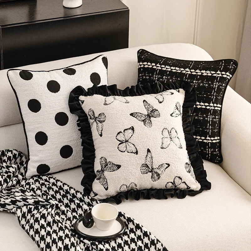 

Французские жаккардовые наволочки с цветочной вышивкой 45x45 см