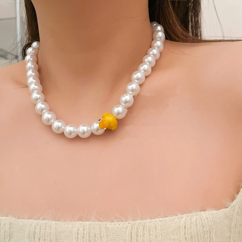 Fashion Pearl Necklaces Colorful Beaded OT Buckle Duck Insect Clavicle Chain for Women Girls Boho Travel Jewelry HUANQI 2022.