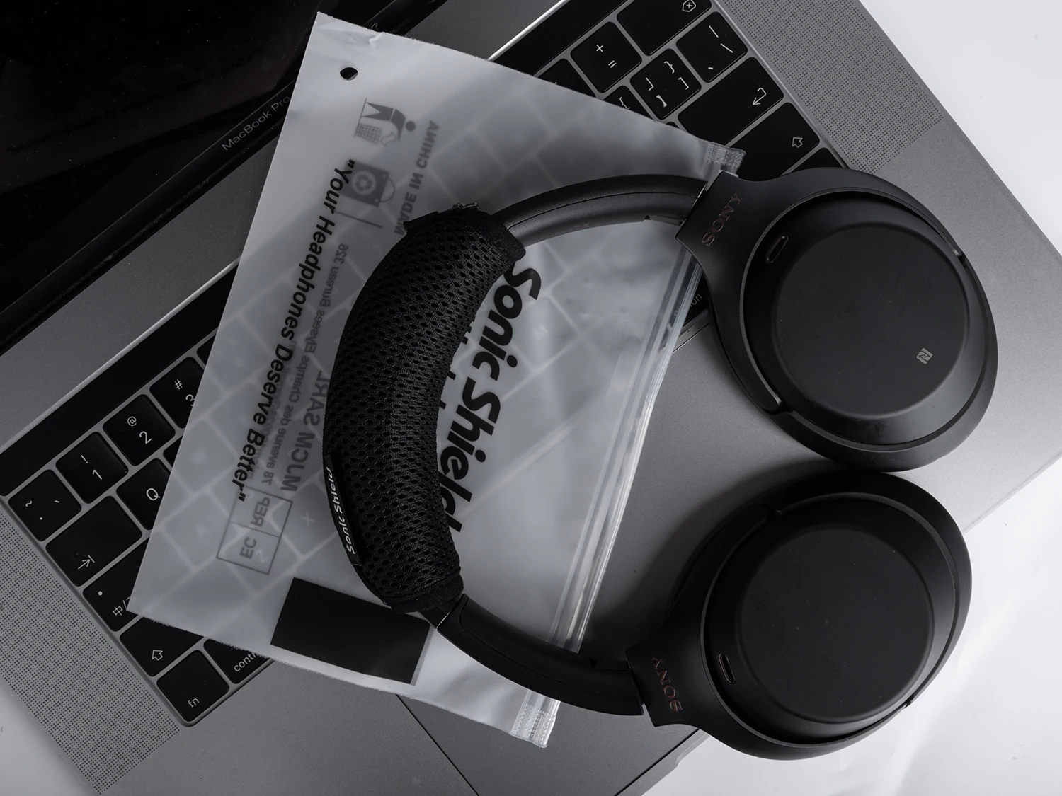 Ohrpolster für SONY WH-1000XM3 Kopfhörer aus Schafsleder, Memory-Schaum-Abdeckungen, hochwertige handgefertigte Echt-Schafsleder-Ohrpolster – Detail 12