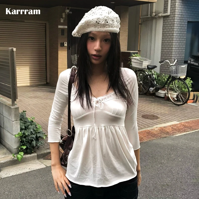 Karrram Japońskie Koronkowe Bluzki z Krótkim Rękawem w Stylu Y2K, Styl lat 2000, Kwadratowy Dekolt, Koronkowa Koszulka, Vintage Harajuku, Fairycore Top, Amerykański Retro