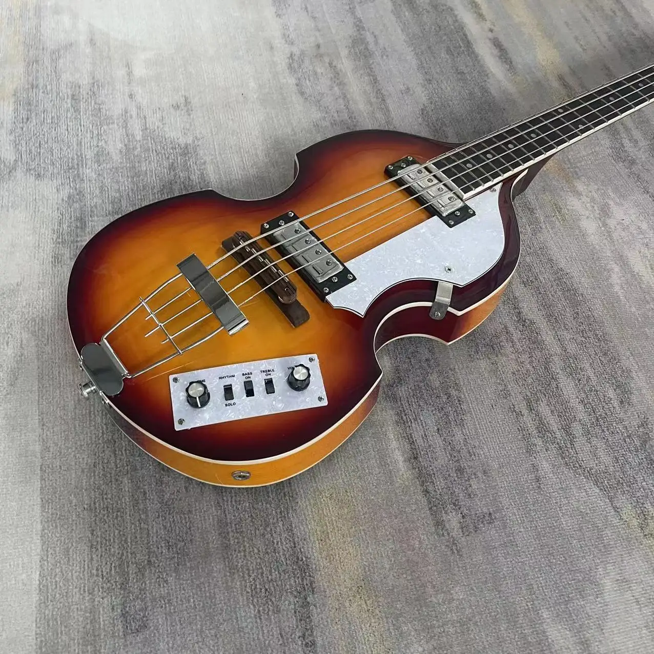 BBT Bass 4-String Integrated Electric Bass, Sunset Color Body, High Gloss, Rose Wood Fingerboard, White Pearl Guard, Bass Pickup