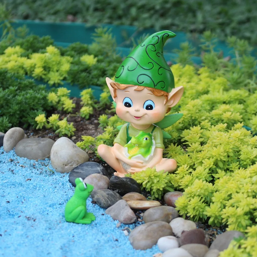 

Creative Cartoon Elf Frog Statue Funny Handmade Garden Elf Decor Resin Crafts Frog Figurine Christmas Decoration