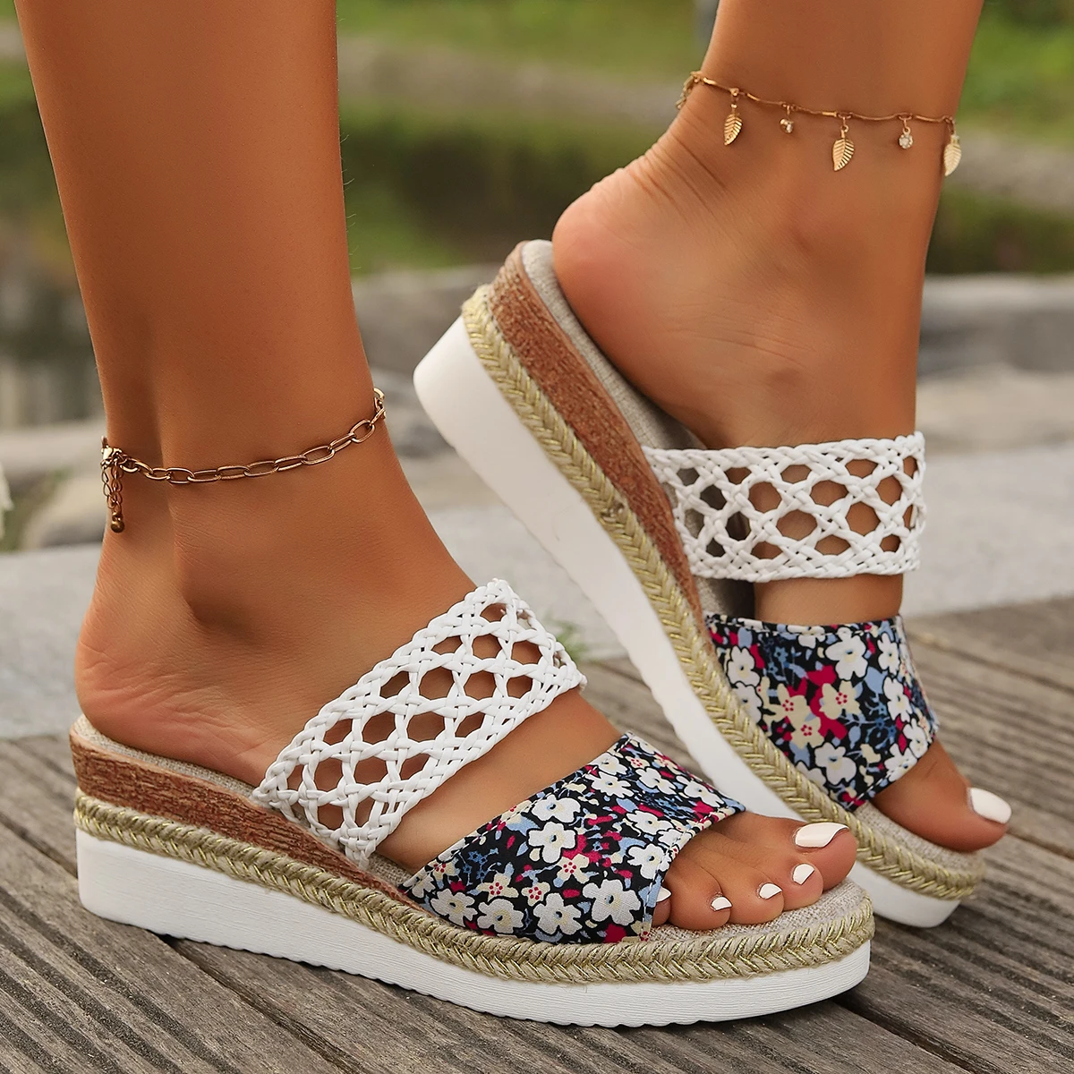 Hollow Out Weaving Wedge Sandals for Women 2025 Summer Print Platform Slippers Woman Thick Sole Non Slip Casual Sandalias Mujer