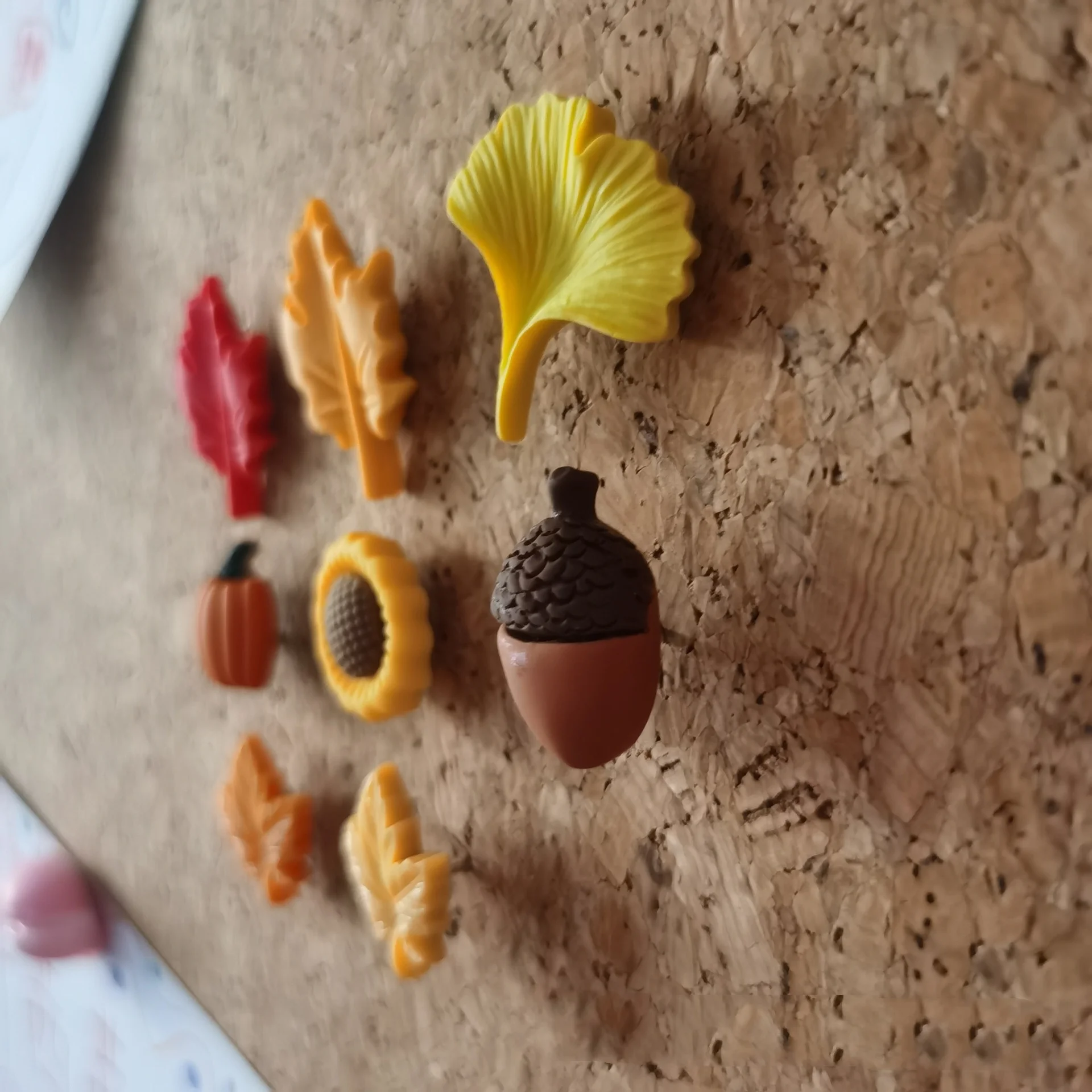 Bview Art 40 قطعة الخريف مابل ليف الغابات الحيوان الراتنج دفع دبابيس-الخريف الإبداعي ديكور Thumbtacks لألواح الفلين مكتب